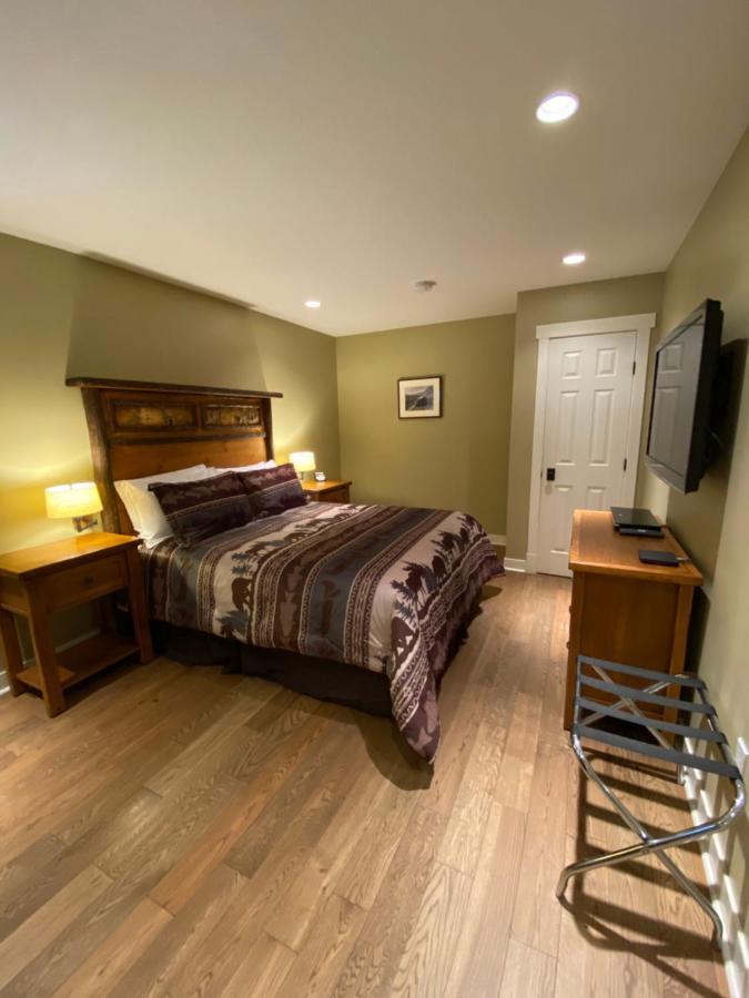 Fitzhugh House Guest Accomodation แจสเปอร์ ภายนอก รูปภาพ